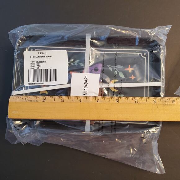 Tarot Card Melamine Plates Set 4 Appetizer Halloween Nicole Miller Rectangle New - Picture 5 of 7